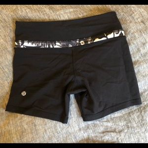 NEW Lululemon biker shorts sz 4